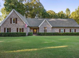 9960 Holly Grove Rd, Cordova, TN 38018