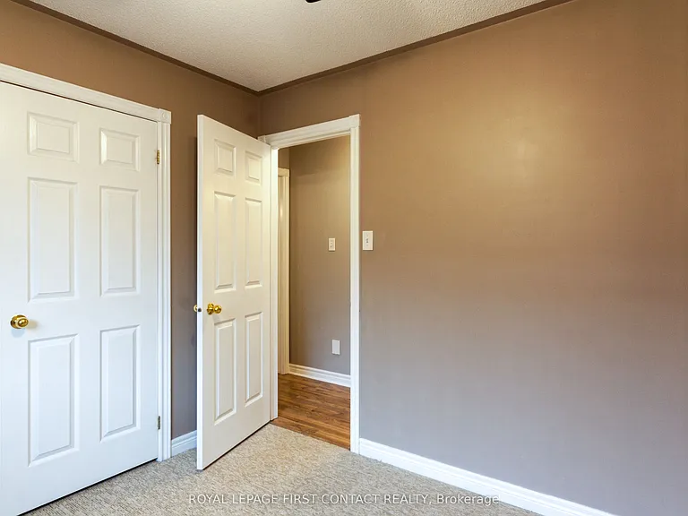 238 Wessenger Dr #UPPER — Photo 15