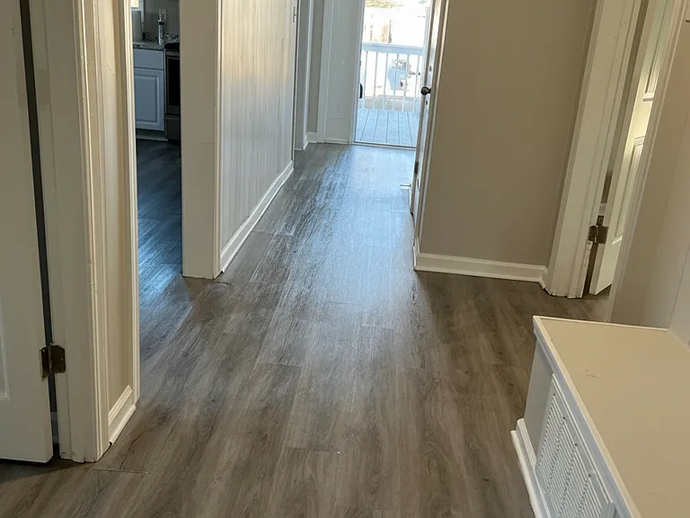 1507 Davis St — Photo 3