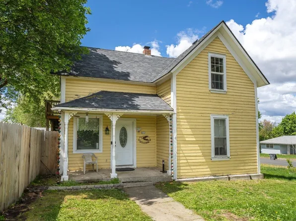 802 10th St, Davenport, WA 99122