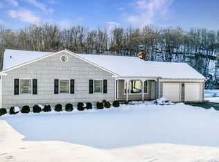 19 Faraway Rd, Armonk, NY 10504