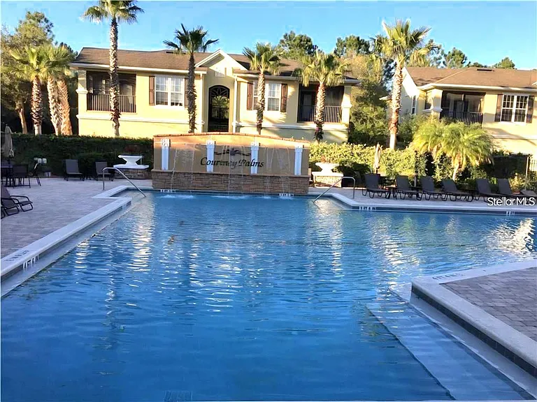 10211 Courtney Palms Blvd #304 — Photo 3