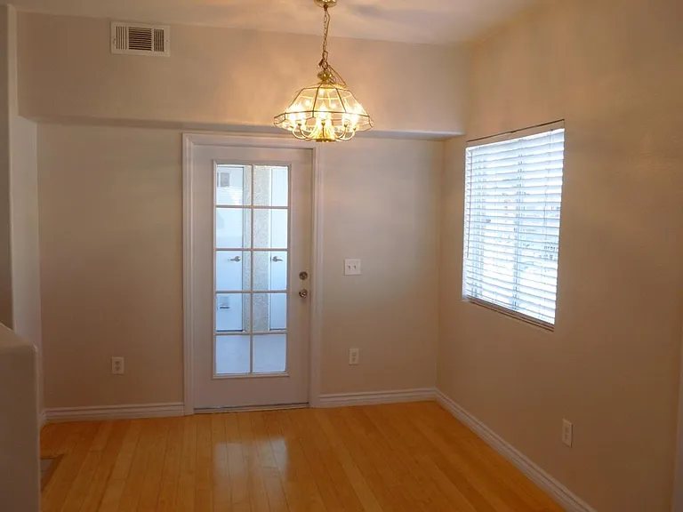3400 Cabana Dr #2037 — Photo 5