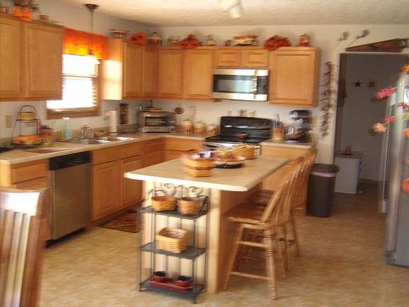 4th image of 11495 N County Road 600 E
