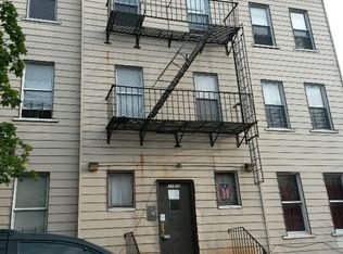 11610 14th Rd, College Point, NY 11356
