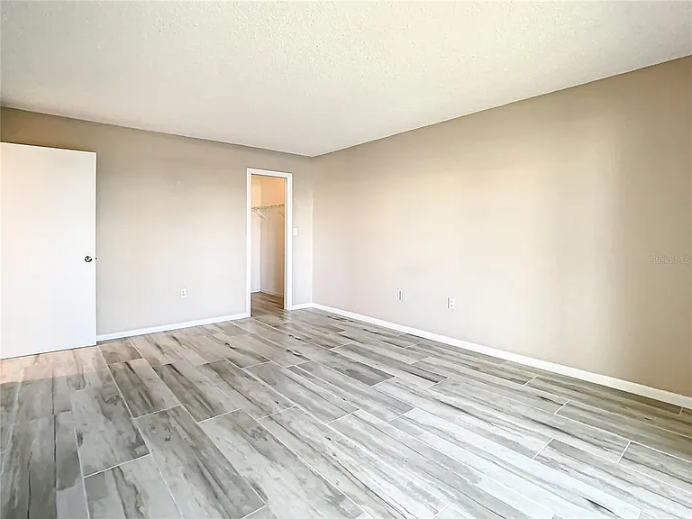 4575 Cove Cir #309 — Photo 24