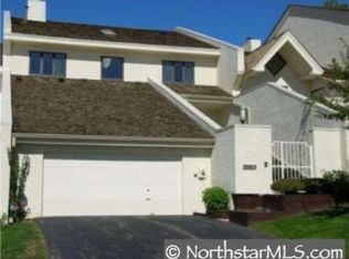 11710 Vista Dr, Minnetonka, MN 55343