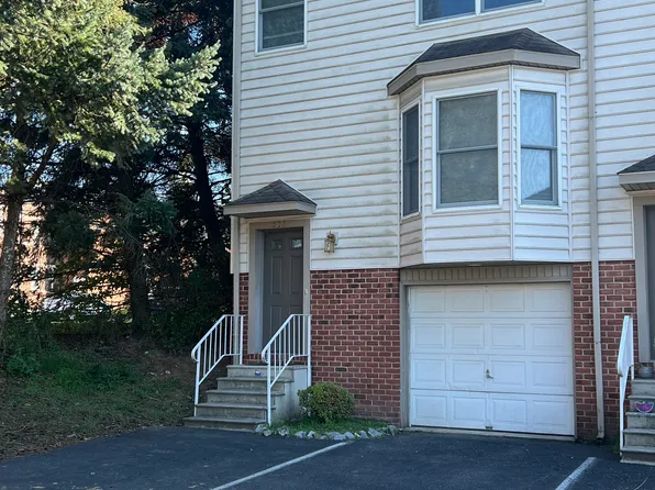 111 E Strawberry Aly, Camp Hill, PA 17011