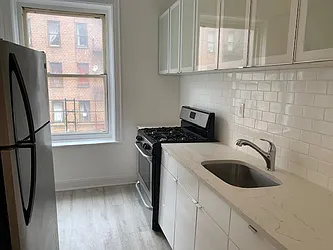 Rented by Premier Metro Realty Corp