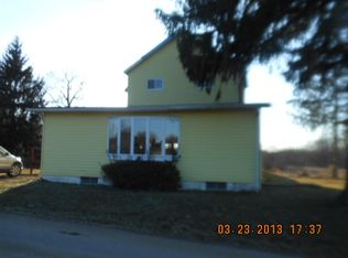 547 Stickle Rd, New Castle, PA 16101