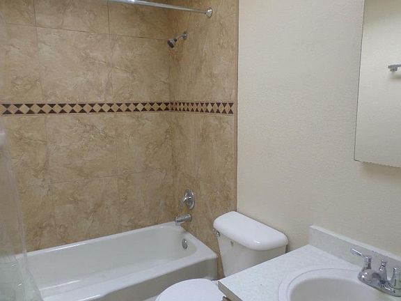 3rd image of 2302 S Placita Pitiquito