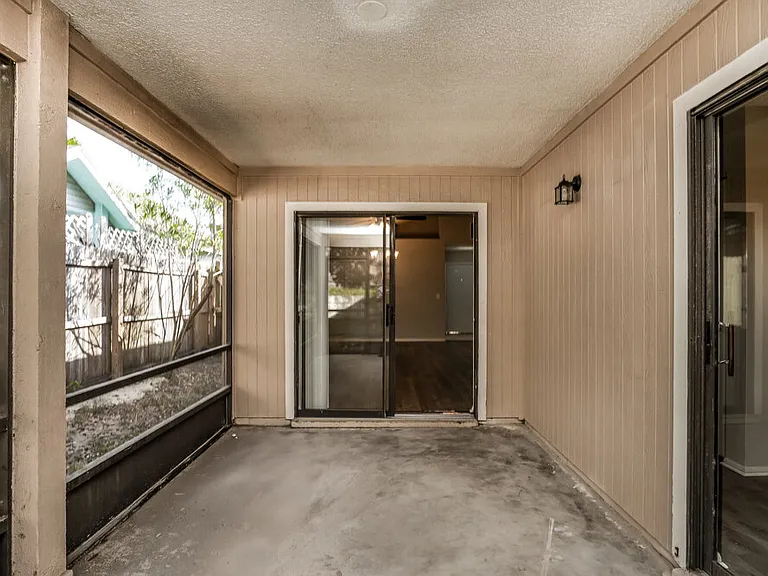 585 Conure St — Photo 9