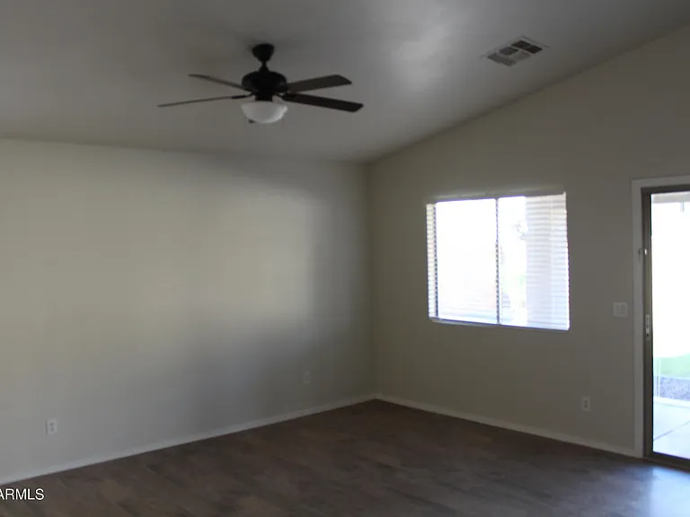 43410 W Wild Horse Trl — Photo 11