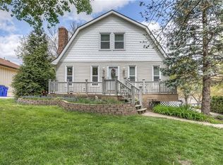11906 W 49th Pl, Shawnee, KS 66216