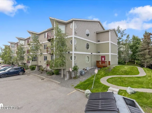 6109 Debarr Rd Unit 202, Anchorage, AK 99504