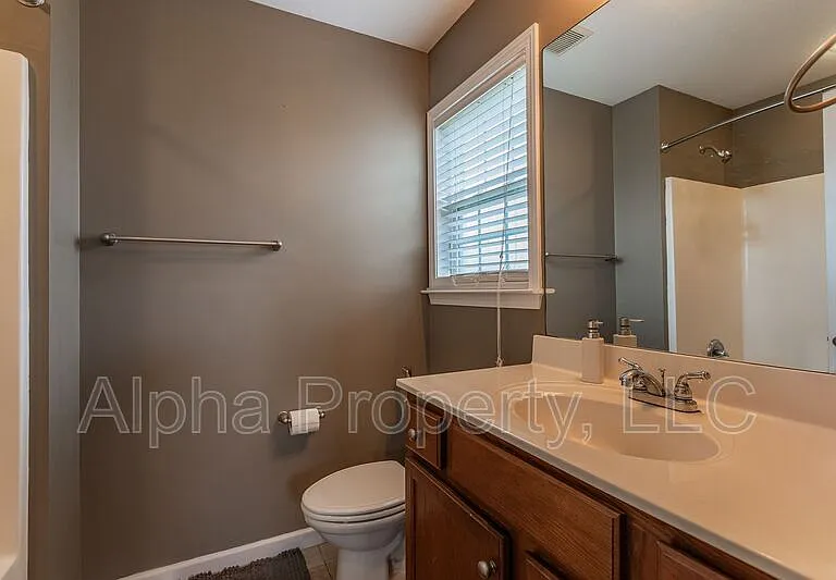 105 Herndon Ct — Photo 12