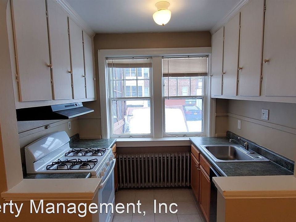 1st image of 284 S Allen St APT 3