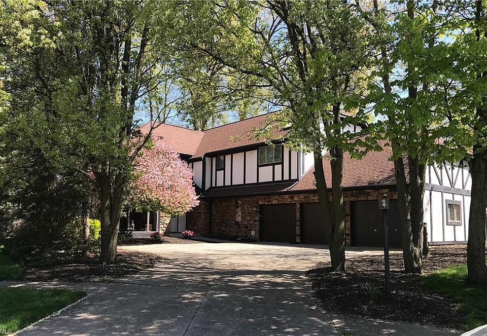 1st image of 21440 Creekside Dr
