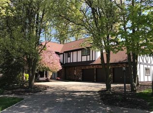 21440 Creekside Dr, Strongsville, OH