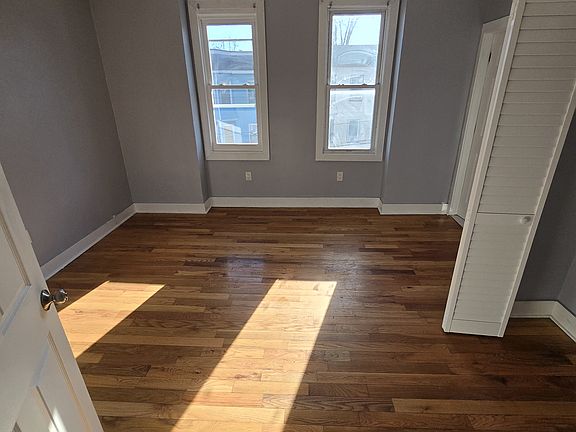 5th image of 73 Tillinghast St #G2