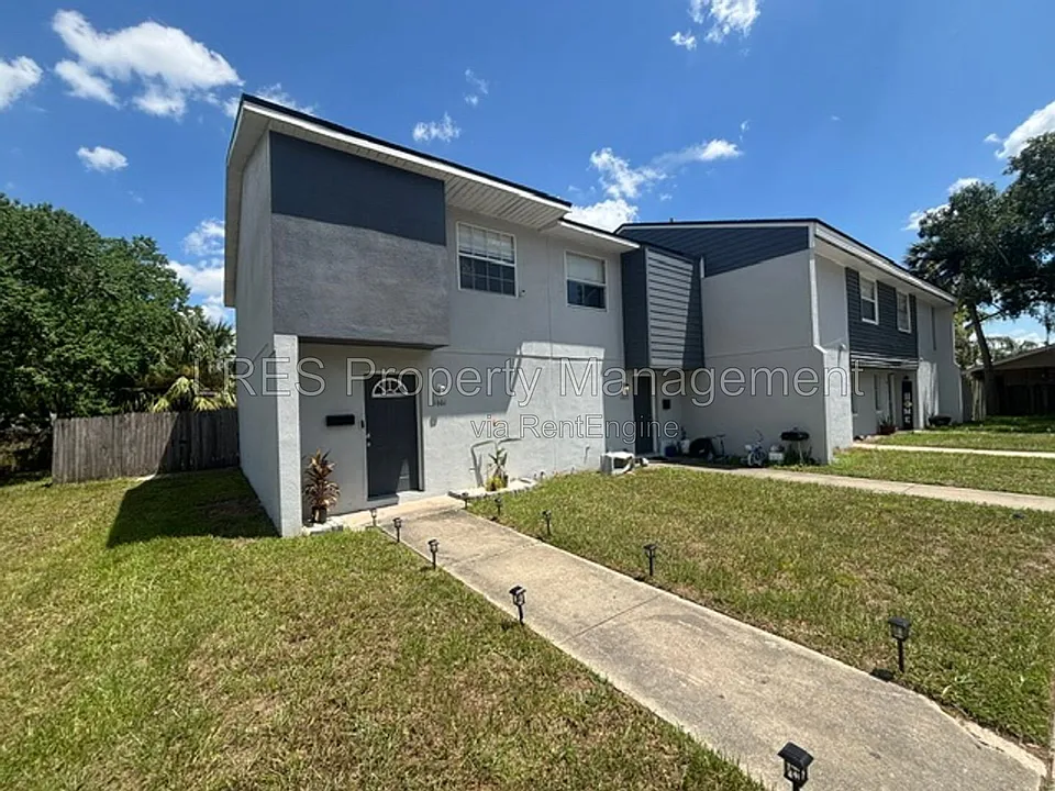 1605 Terrace Dr
