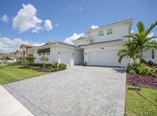 9524 Saint Germain Dr, West Palm Beach, FL 33412