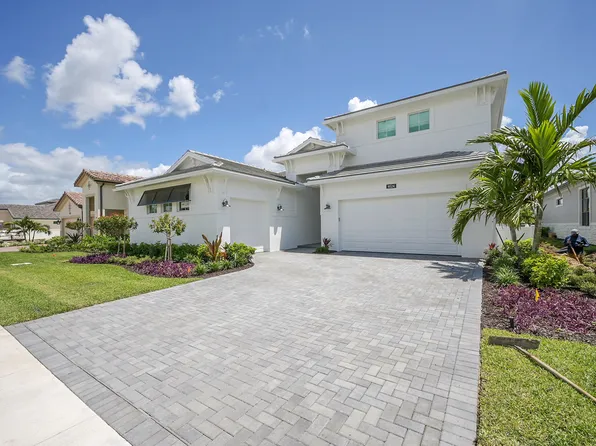 9524 Saint Germain Dr, West Palm Beach, FL 33412