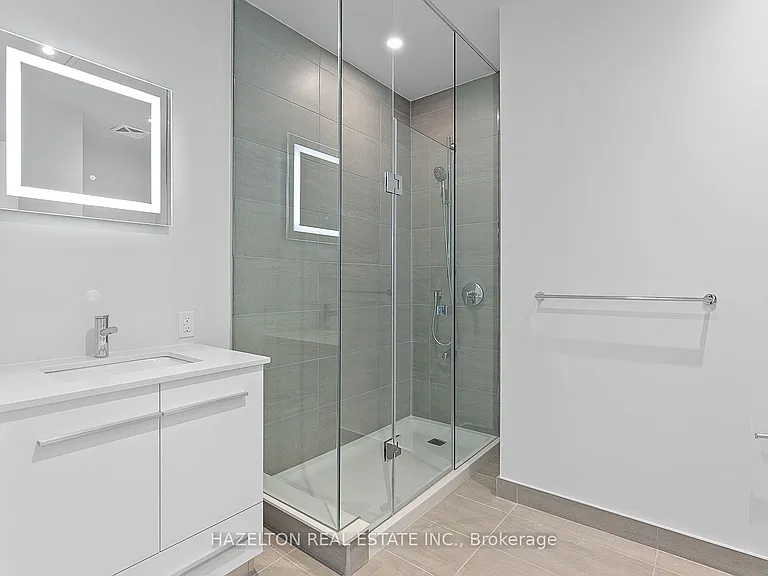 8 Cumberland St #4307 — Photo 9