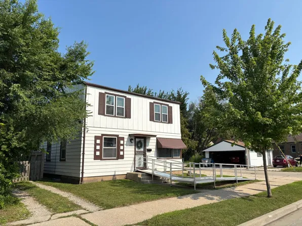 4322 North 30th STREET, Milwaukee, WI 53216