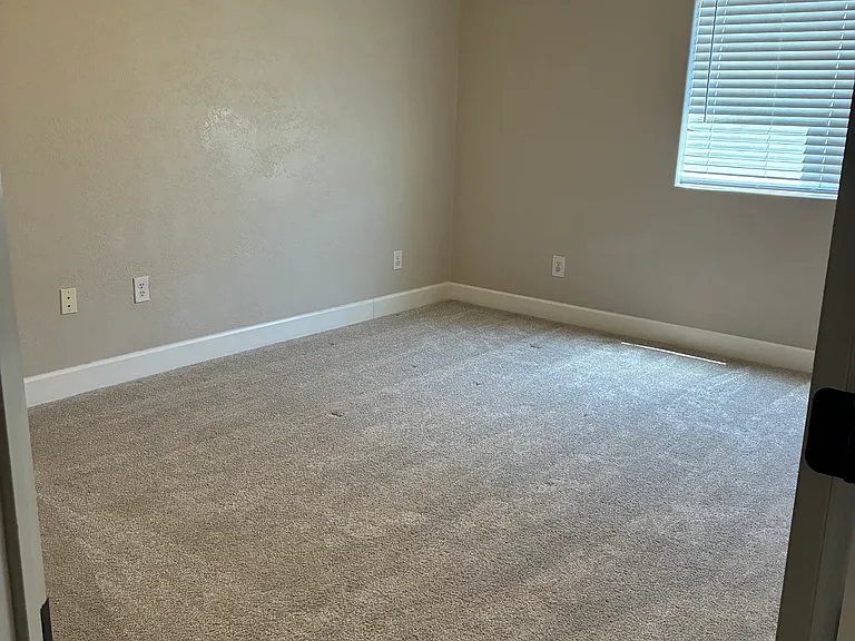 3732 E Marmora St — Photo 7