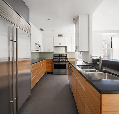 Sold by Compass | media 5