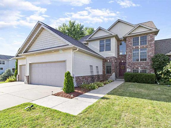 2nd image of 3909 W Hearthwood Dr