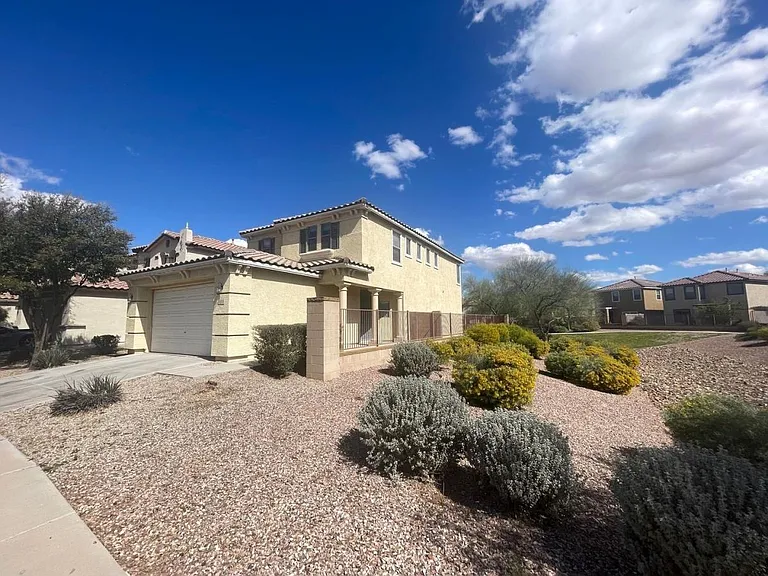 18235 N Alicia Ct — Photo 2