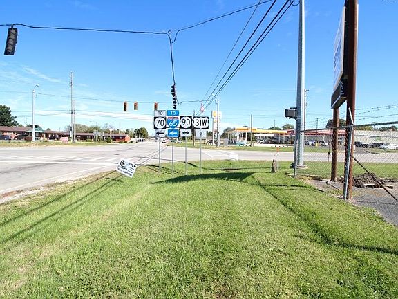 3rd image of 1001 N Dixie Hwy