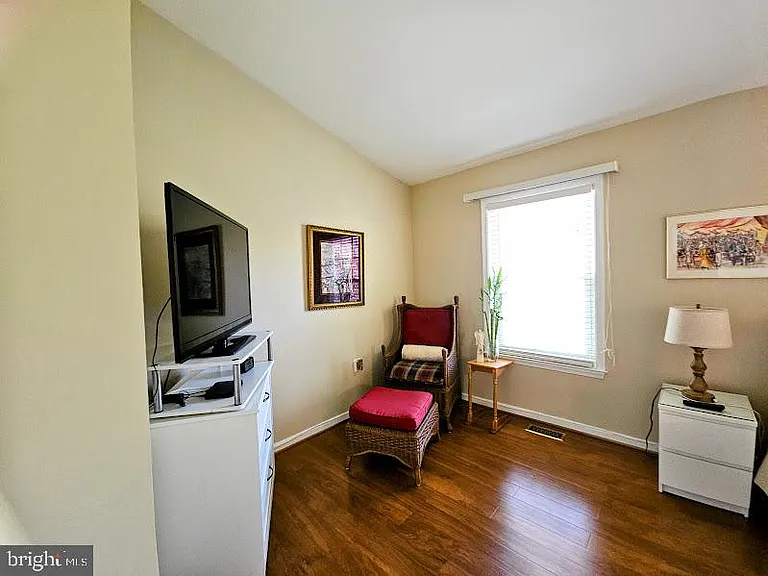 2997 Mission Square Dr — Photo 20