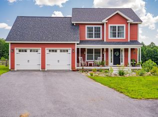 273 Highland Cliff Rd, Windham, ME 04062