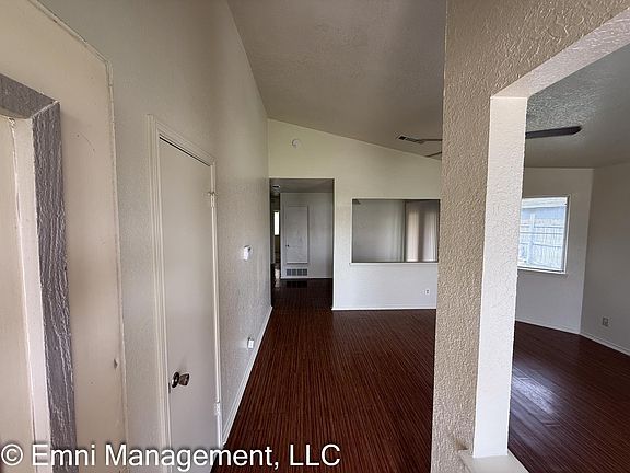 2nd image of 2304 Silverhill Dr