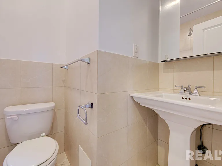 75 Orchard St #28 — Photo 6
