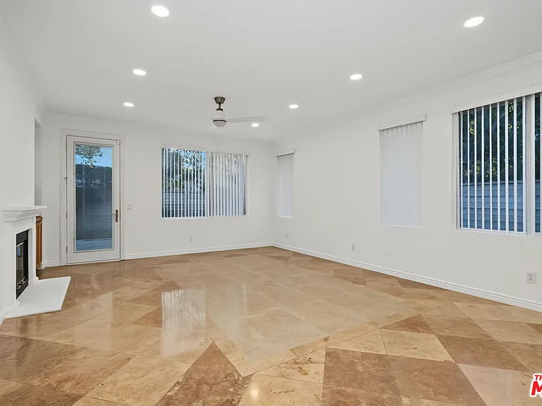 5711 Citrus Ranch Cir — Photo 10