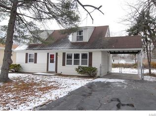 12056 Madrid Ave, Saint Louis, MO 63138
