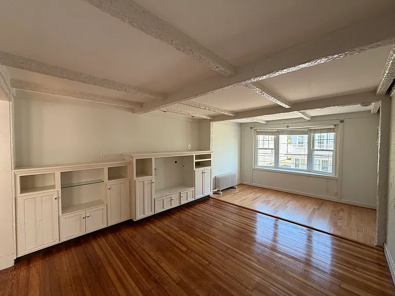 55 Clarendon Ave — Photo 21