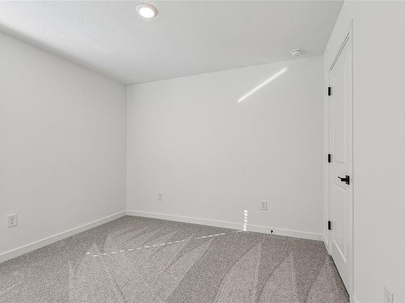 5th image of 5255 Cap Rd