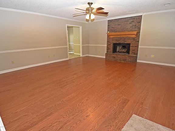 2nd image of 6780 Diana Dr