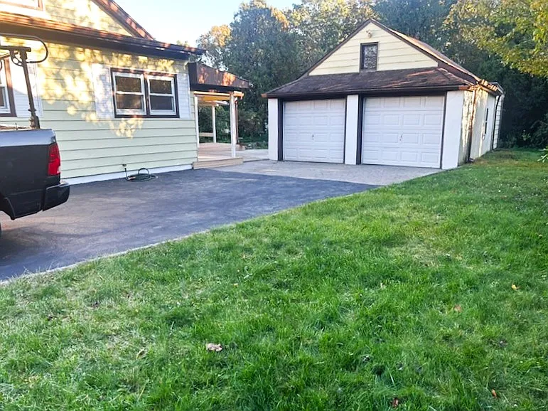 3 bed, $4,500 — Photo 2