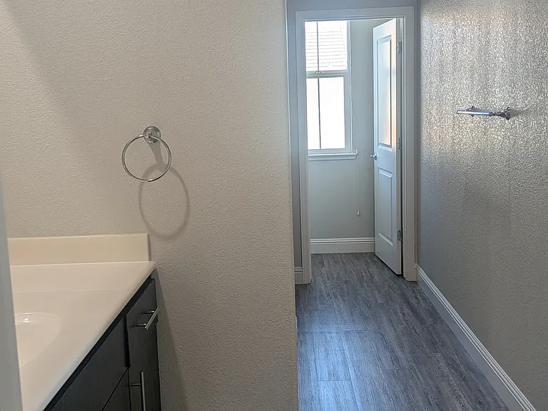 10873 Portico Cir — Photo 42