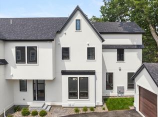 18 Grant St, Needham, MA 02492