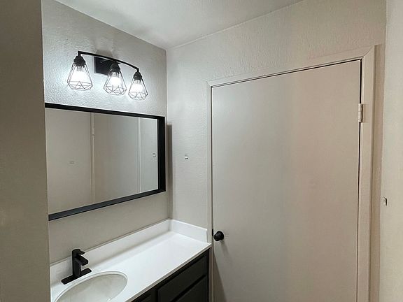 shared sink