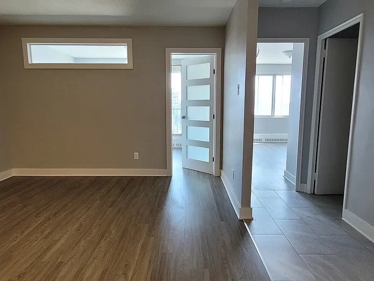 371 Gilmour St — Photo 21