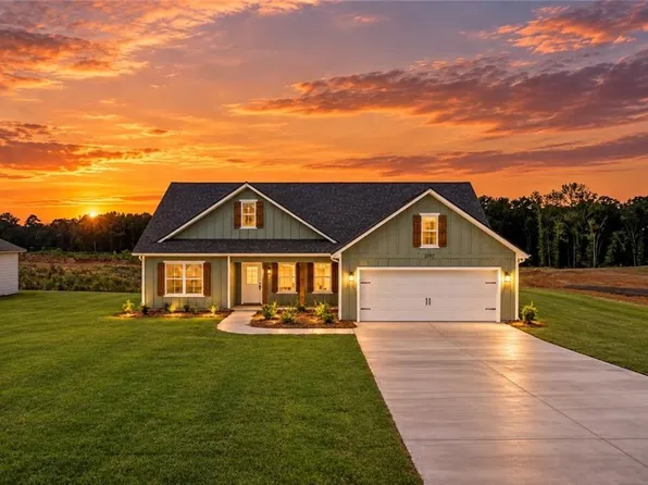 1097 30th St, Valley, AL 36854
