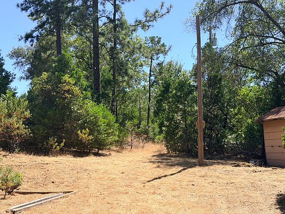 2nd image of Rocky Knoll Ln